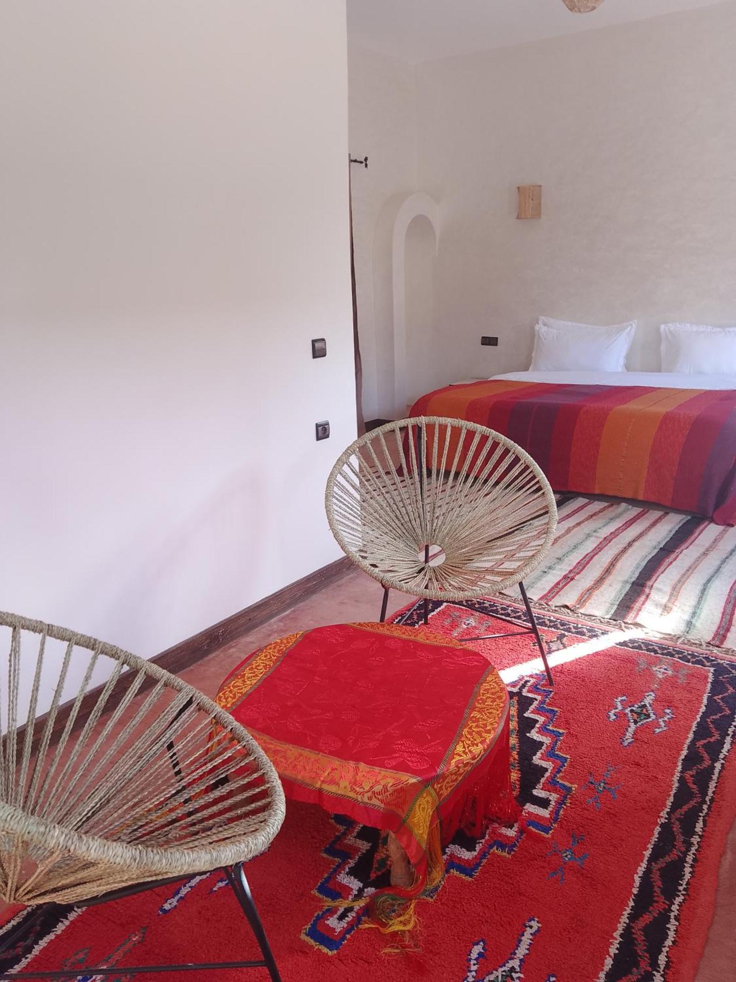 Ostello Kasbah Dar Bahnini Skoura Esterno foto